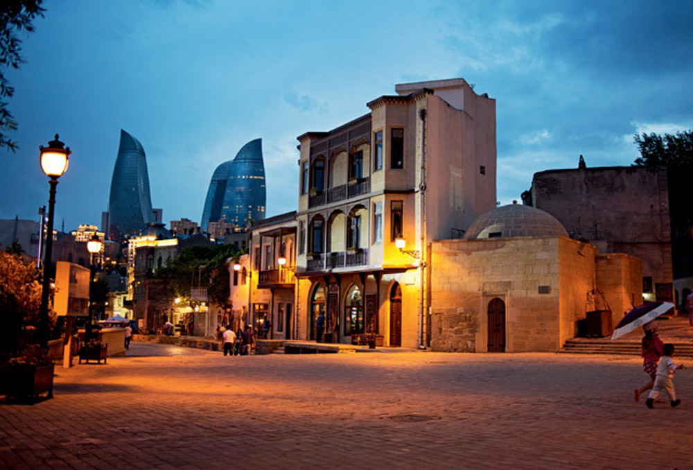 Ночной Внутренний город(Ичяри Шяхяр), Баку